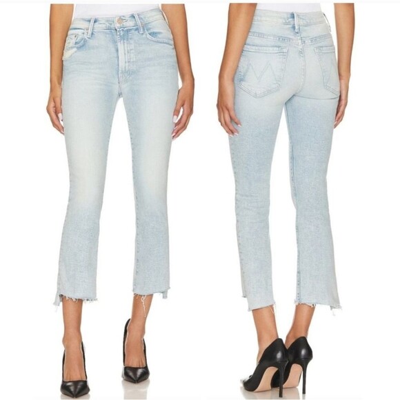 MOTHER The Insider Crop Step Fray Jeans in Smooth Sailing